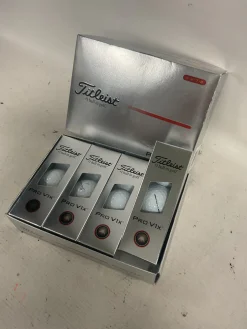Used Titleist PRO V1X 12 Pack - Golf Balls