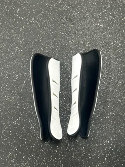 Used TK TK2 FH Shin Guards White 14