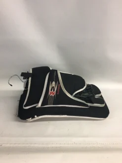 Used TOUR EVOLUTION 6000 BLOCKER Youth Goalie Blocker Black And Red