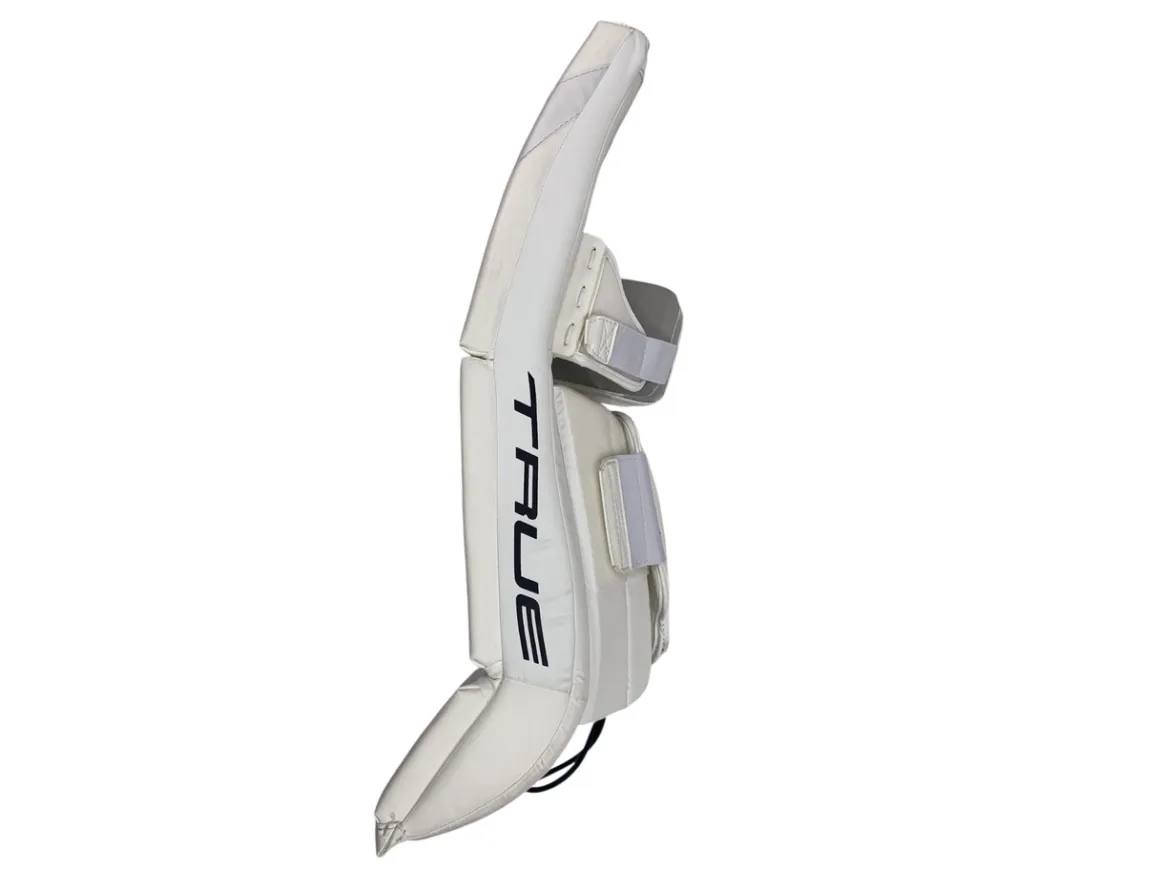 Used True CATALYST Goalie Leg Pads Junior White 28+2”