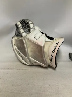 Used True CATALYST 9X3 Senior Goalie Catcher White