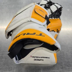 Used True L12.2 PRO RETURN GLOVE Senior Goalie Catcher White And Gold