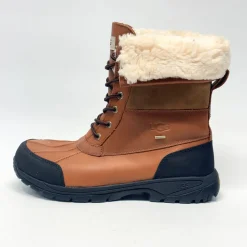 Used UGG ADRIONDAK Snow/Hunt/Hike Boots M Senior 11