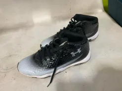 Used Under Armour Adult FB Cleats Black Senior 8.5