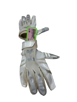 Used Under Armour F8 Adult Football Gloves White SM