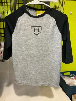 Used Under Armour L.S. T-Shirt Y Grey And Black MD