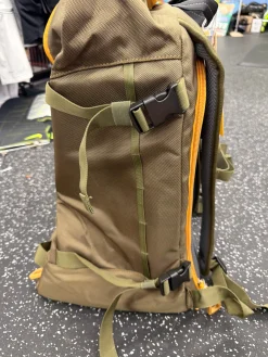 Used UNIGEAR DH Ski Travel Bag Grey