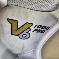 Used Vaughn 1000 VELOCITY 6 GLOVE Senior Goalie Catcher White And Gold