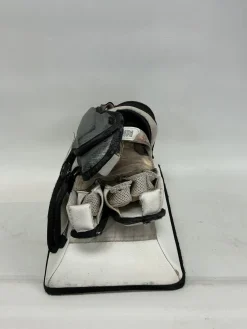 Used Vaughn VELOCITY Inter Goalie Blocker White
