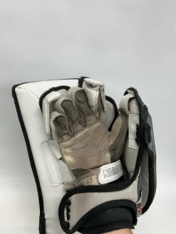 Used Vaughn VELOCITY Inter Goalie Blocker White