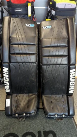 Used Vaughn VELOCITY PRO V9 Goalie Leg Pads Senior Black 32"