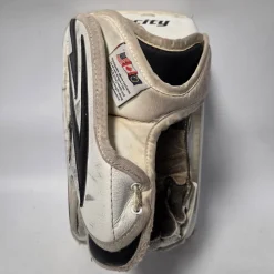 Used Vaughn V5 7267 Inter Goalie Blocker White