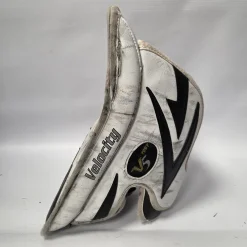 Used Vaughn V5 7267 Inter Goalie Blocker White