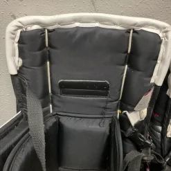 Used Vaughn VISION 9400 Goalie Leg Pads Senior White And Black 34"