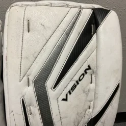 Used Vaughn VISION 9400 Goalie Leg Pads Senior White And Black 34