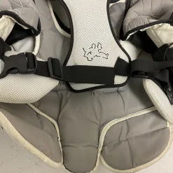 Used Vaughn VISION 9200 Junior Body Armor White/Black/Red SM