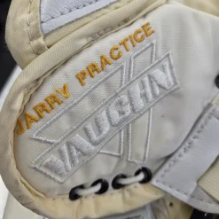 Used Vaughn VISION PRO RETURN GLOVE Senior Goalie Catcher White And Gold