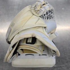 Used Vaughn VISION PRO RETURN GLOVE Senior Goalie Catcher White And Gold