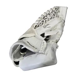 Used Vaughn VLT68 JR CATCHER Junior Goalie Catcher White