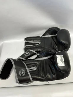 Used Venum Boxing Gloves Black Senior