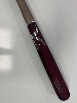 Used Victus V110 PRO RESERVE MAPLE BAT BB/SB Wood Bat 33"