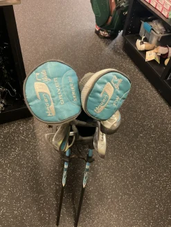 Used Walter Hagen HAGEN JR GIRLS Jr Package Set RH Carolina Blue 6 Piece