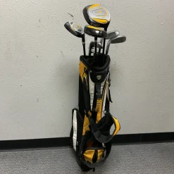Used Walter Hagen HAGEN JR Jr Package Set RH Black And Gold 7 Piece