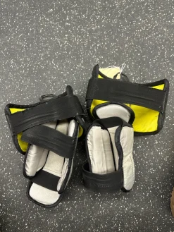 Used Warrior Goalie Accessory LG