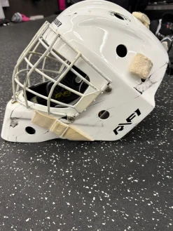 Used Warrior RF1PRO Senior Goalie Helmet/Mask White One Size