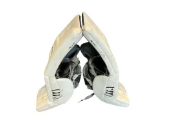 Used Warrior RIGUAL GT SR Goalie Leg Pads Senior White 37"