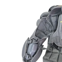 Used Warrior RITUAL GOALIE BODY ARMOR SR MD Senior Body Armor MD