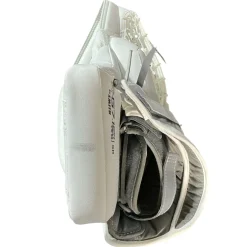Used Warrior RXG7.1 Senior Goalie Catcher White