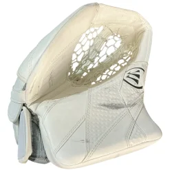 Used Warrior RXG7.1 Senior Goalie Catcher White