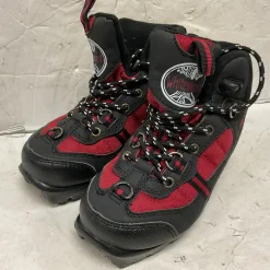 Used Whitewoods Boys NNN XC Ski Boots Black YT-12