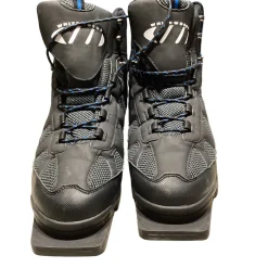 Used Whitewoods Mens 75MM XC Ski Boots Black M 09.5 / W 09.5-10
