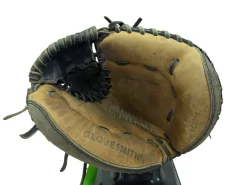 Used Wilson A440 A0440 RH Throw Fastpitch Softball Glove Black 12 1/2"