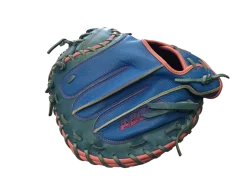 USED WILSON A2000 AUTISM SPEAKS DPCM BB/SB CATCHER'S RH THROW ROYAL BLUE 33