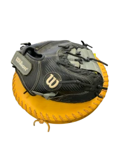Used Wilson A360 BB/SB Catchers RH Throw Black 31 1/2"