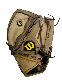 Used Wilson A440 BB/SB Glove RH Throw Brown 12 1/2"
