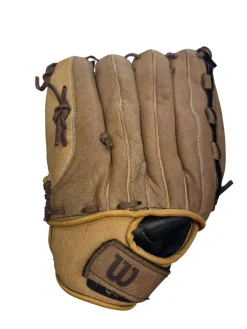 Used Wilson A440 BB/SB Glove RH Throw Brown 12 1/2"