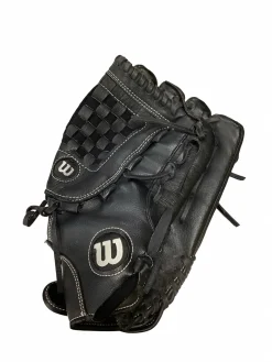 Used Wilson A300 BB/SB Glove RH Throw Black 14"