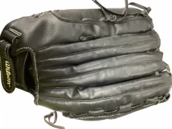Used Wilson A300 BB/SB Glove RH Throw Black 14