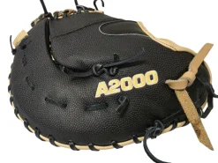 Used Wilson A2000 1679 First Base RH Throw Baseball Glove 12 1/2"