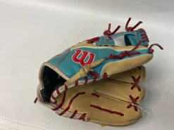 Used Wilson A2000 RH Throw Fastpitch Gloves None 11 1/2"