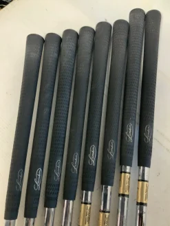 Used Wilson FAT SHAFT Mens Iron Set RH 3I-PW