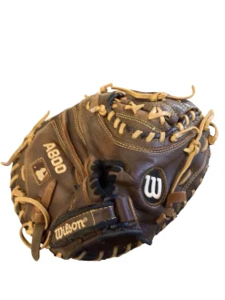 Used Wilson SHOWTIME BB/SB Catchers RH Throw Brown 32"