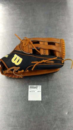 Used Wilson SP14SS RH Throw Fastpitch Gloves Black And Copper 12 1/2"