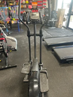 Used Xterra FS2.5 ELLIPTICAL Programmable Elliptical