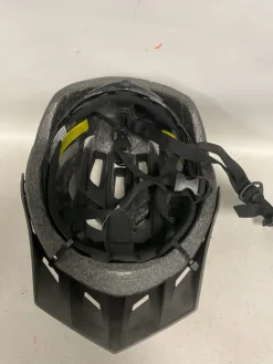 Used Zefal BIKE HELMET Bike Helmet Black MD