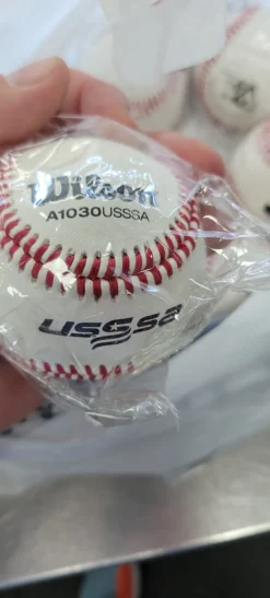 Wilson NEW A1030 USSSA DOZEN Field Equipment